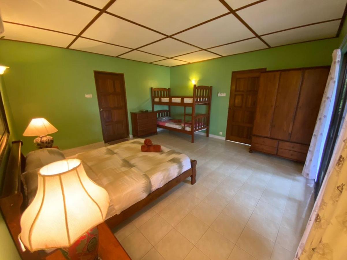 Minang Cove Resort Kampong Mukut Extérieur photo